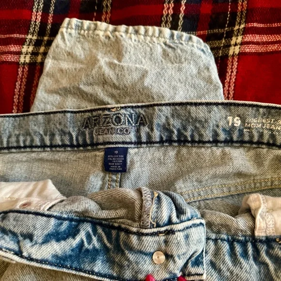 Arizona Jean Company High Rise Jeans - Light Blue - Picture 3 of 3